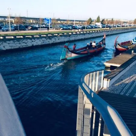 Romane Ria Em Pleno Coracao De Aveiro