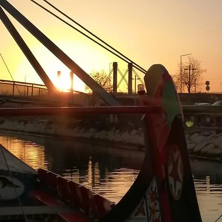 Romane Ria Em Pleno Coracao De * Aveiro